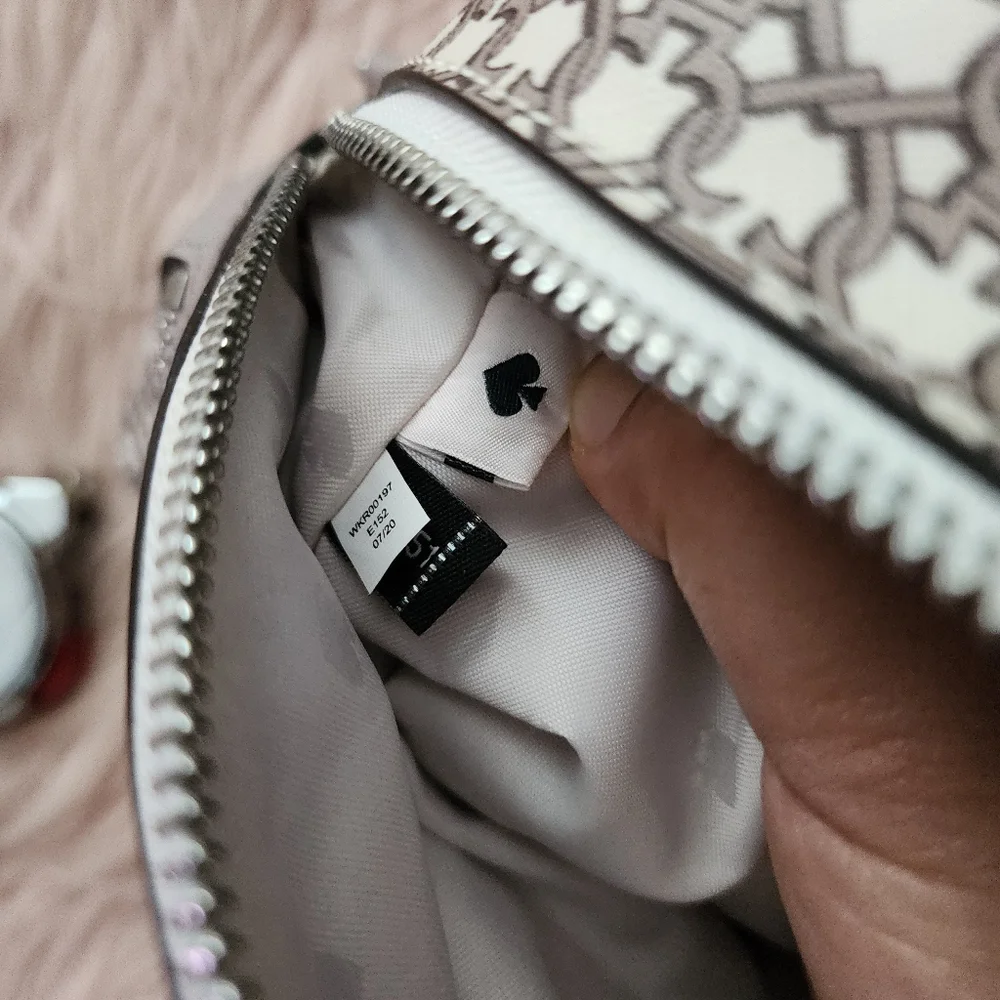 Kate Spade New York Link mini bag w/ crossbody chain